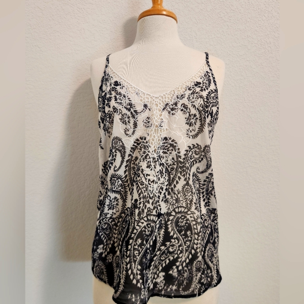 Lulumari Black and White Lace Camisole